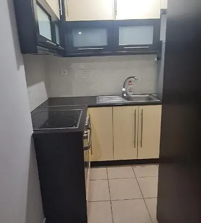 Ksamil Apartment クサミル
